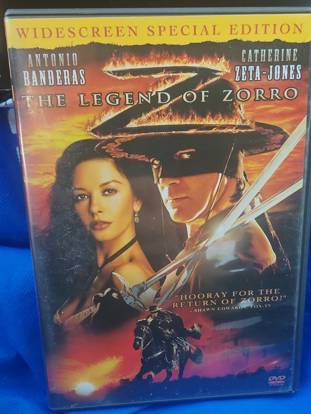 🌟3/$25🌟 Widescreen Special Edition DVD of The Legend of Zorro (2005)